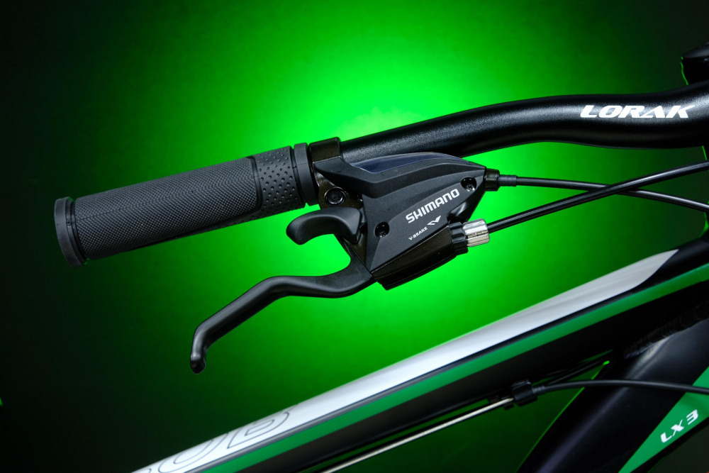 Lorak LX3 Матовый Чёрный/Зелёный рама 17 (на рост 155-173)