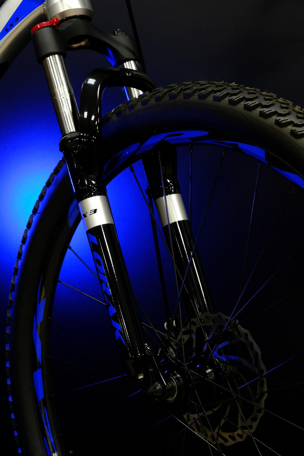 Lorak LX3 Серебристый/Синий рама 19 (на рост 171-182)